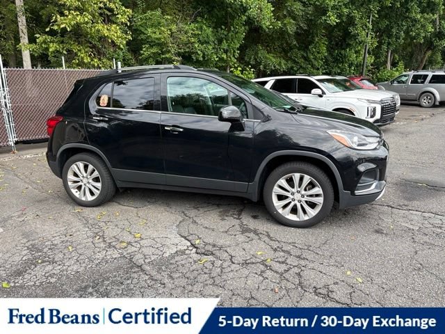 Used 2017 Chevrolet Trax Premier w/ Driver Confidence II Package AWD/4WD image 4