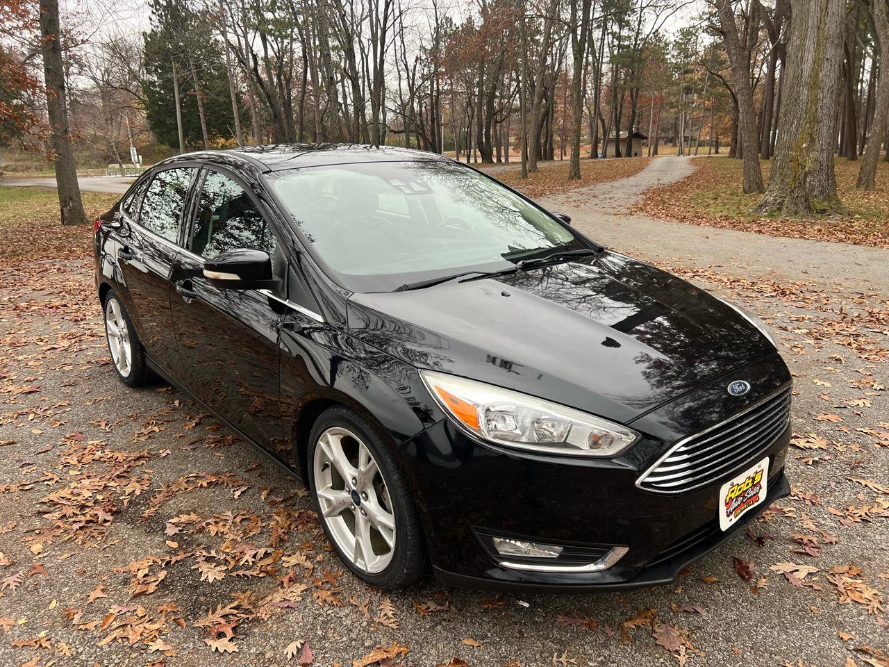 Used 2016 Ford Focus Titanium w/ Titanium Technology Package image 4