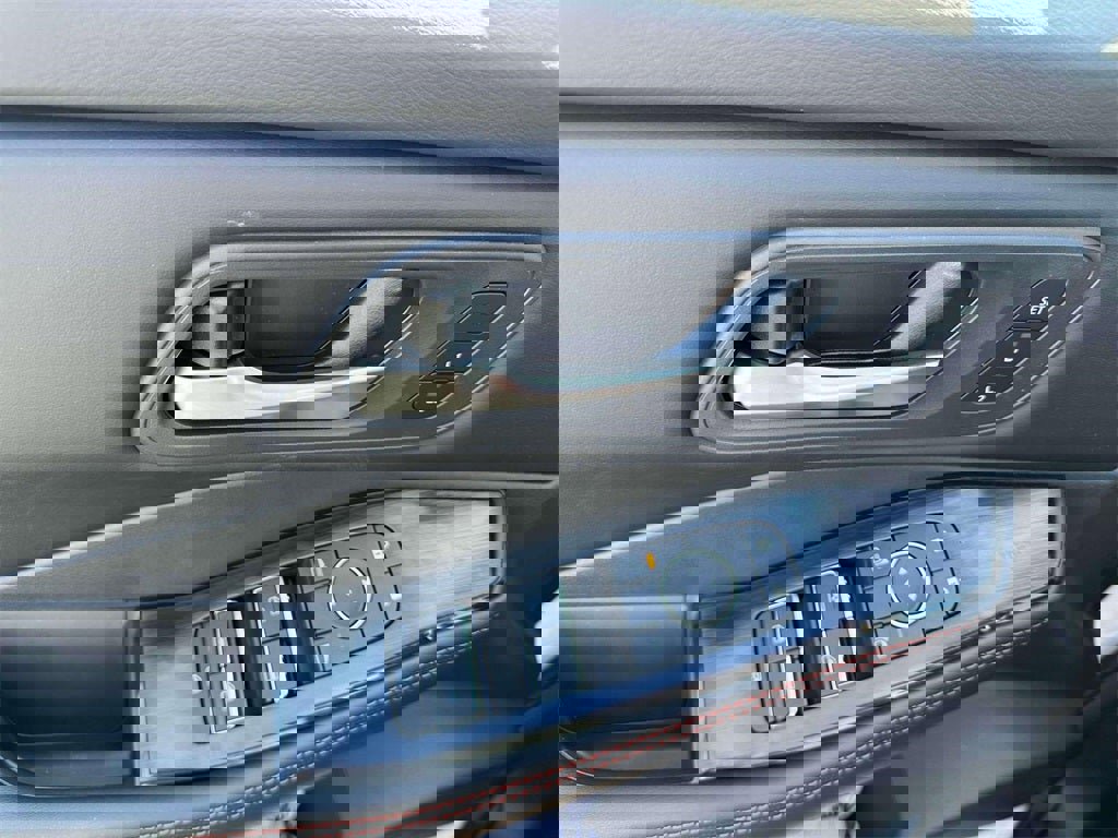 New 2026 Nissan Rogue SV image 16