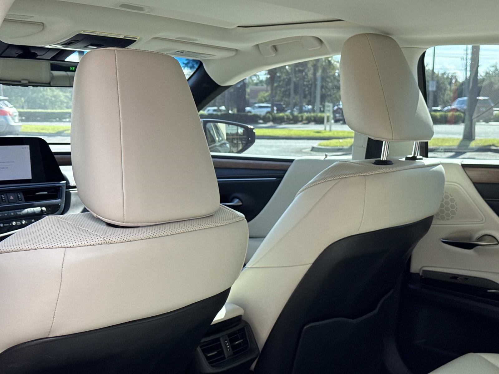 Used 2024 Lexus ES 350 w/ Premium Package FWD image 20