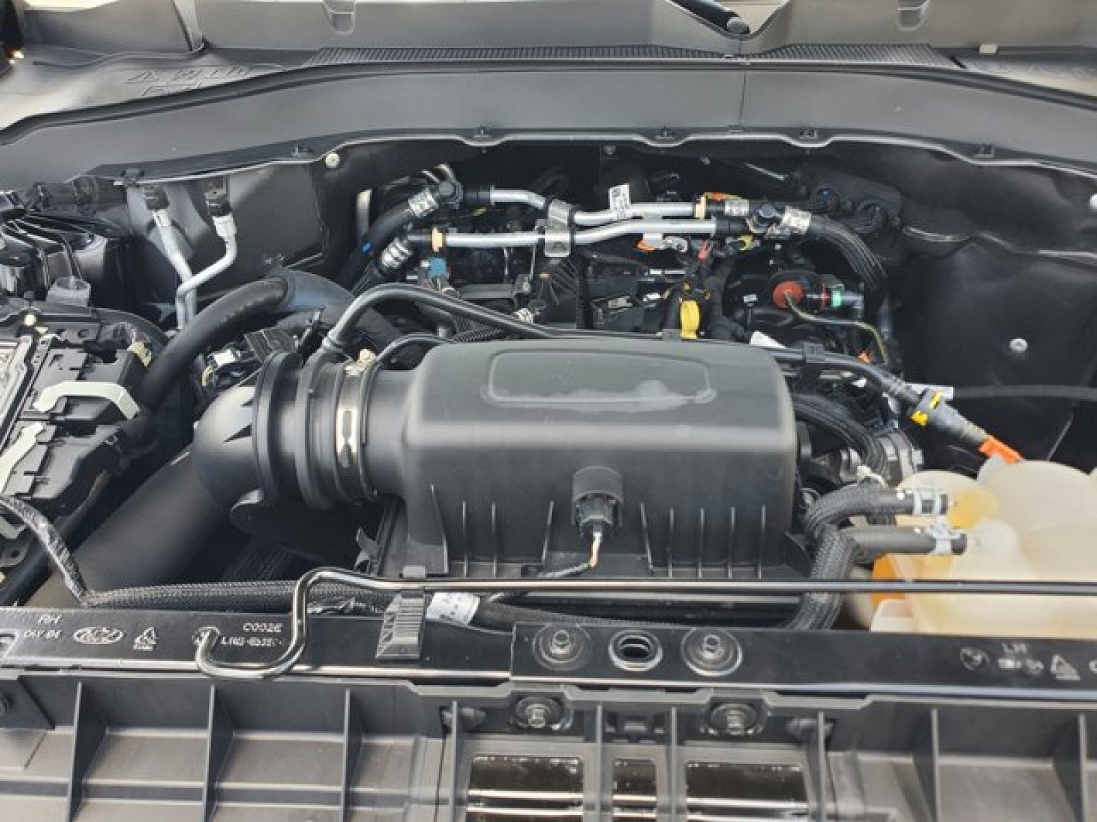 Certified 2023 Ford Explorer XLT w/ Equipment Group 202A RWD image 37