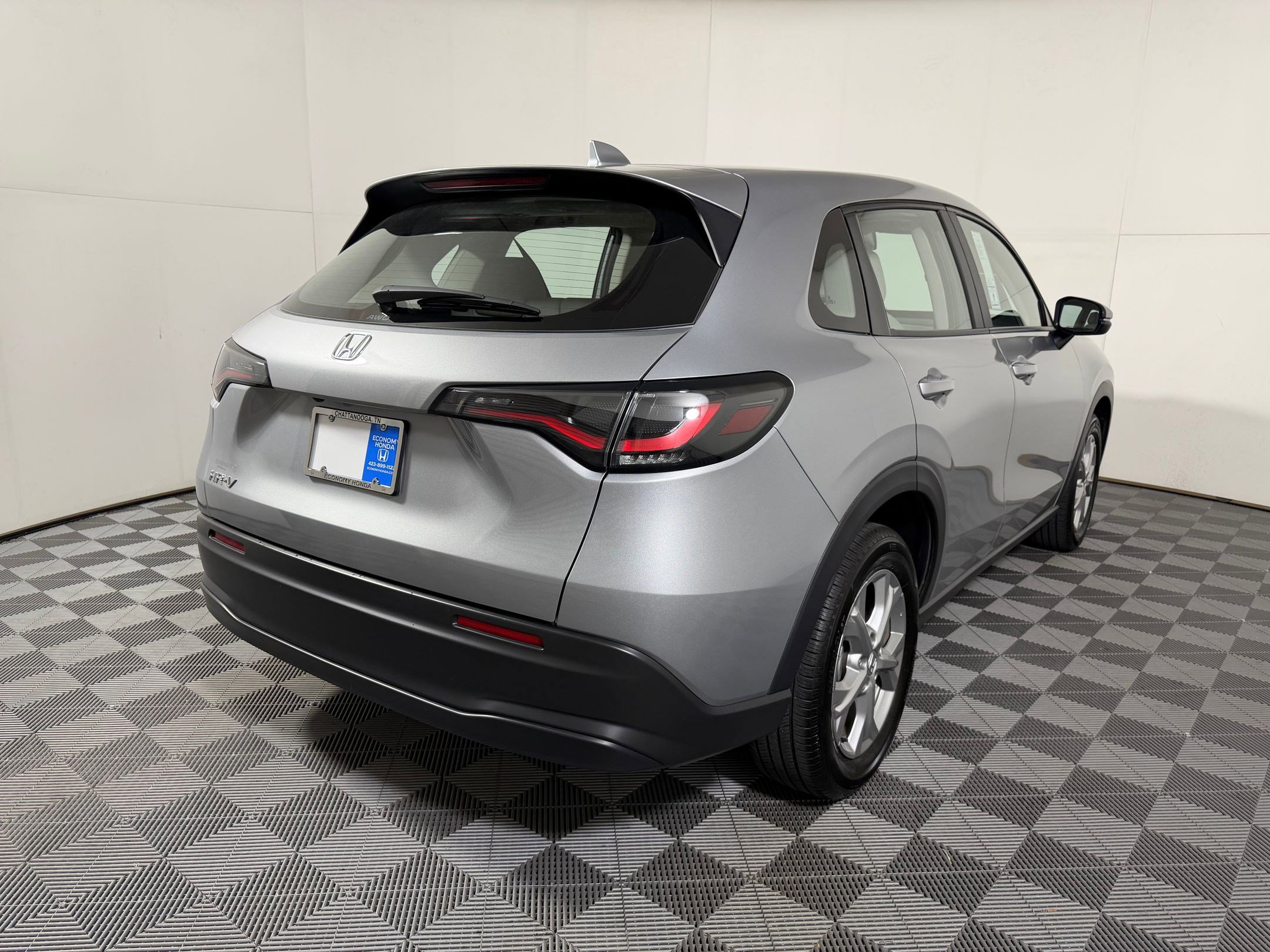 Certified 2025 Honda HR-V LX image 19