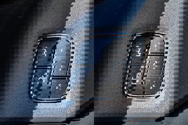 Used 2024 Ford Expedition Platinum image 21