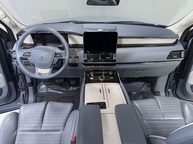 Used 2019 Lincoln Navigator Black Label w/ Cargo Package AWD/4WD image 18