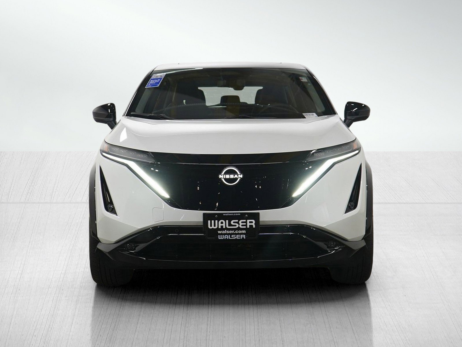 Used 2023 Nissan Ariya AWD image 11