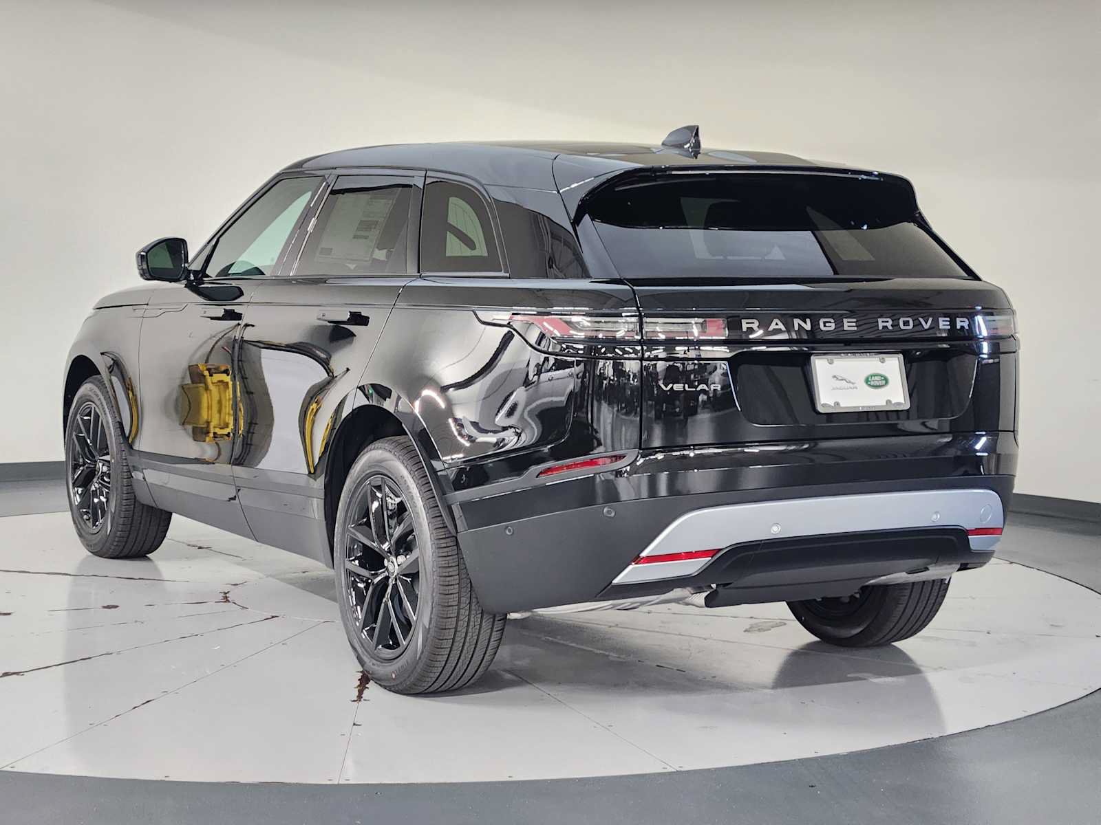 New 2026 Land Rover Range Rover Velar S AWD/4WD image 7