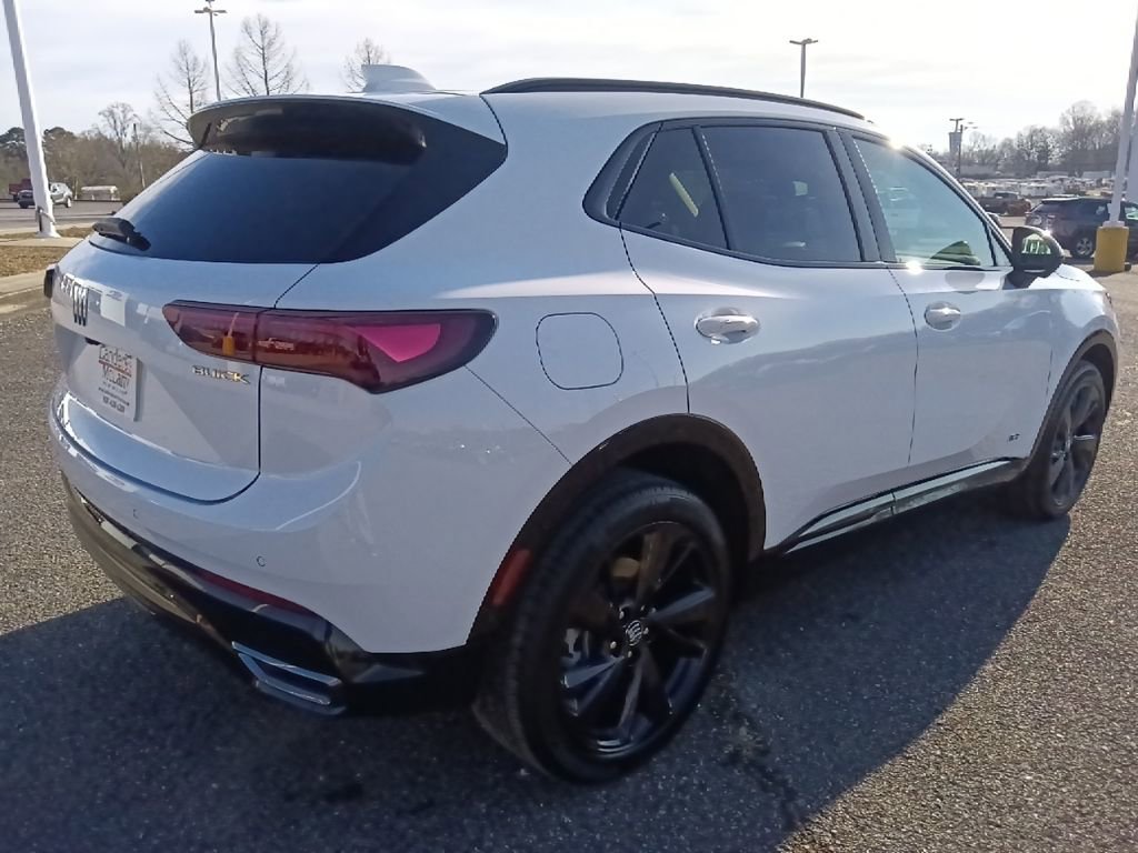 Used 2025 Buick Envision Sport Touring image 3