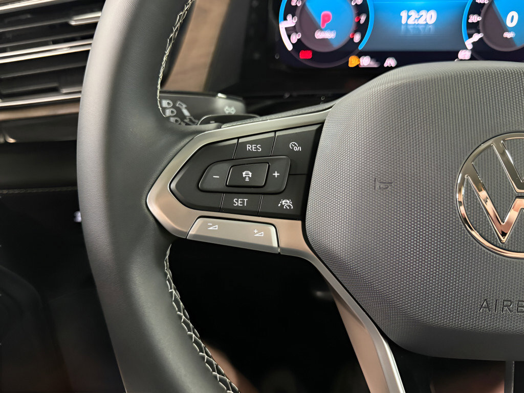 New 2026 Volkswagen Atlas SE image 12