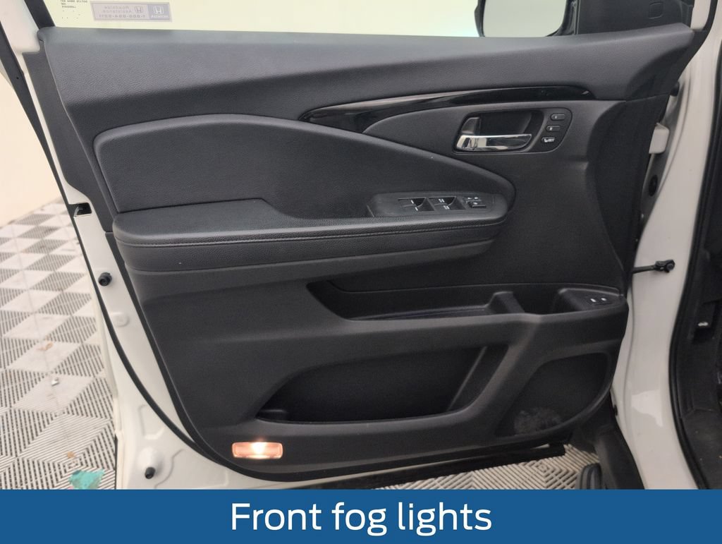 Used 2020 Honda Pilot Touring image 30