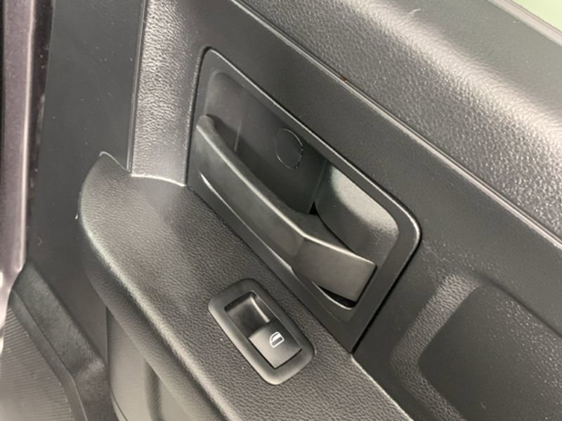 Used 2014 RAM 1500 Express image 40