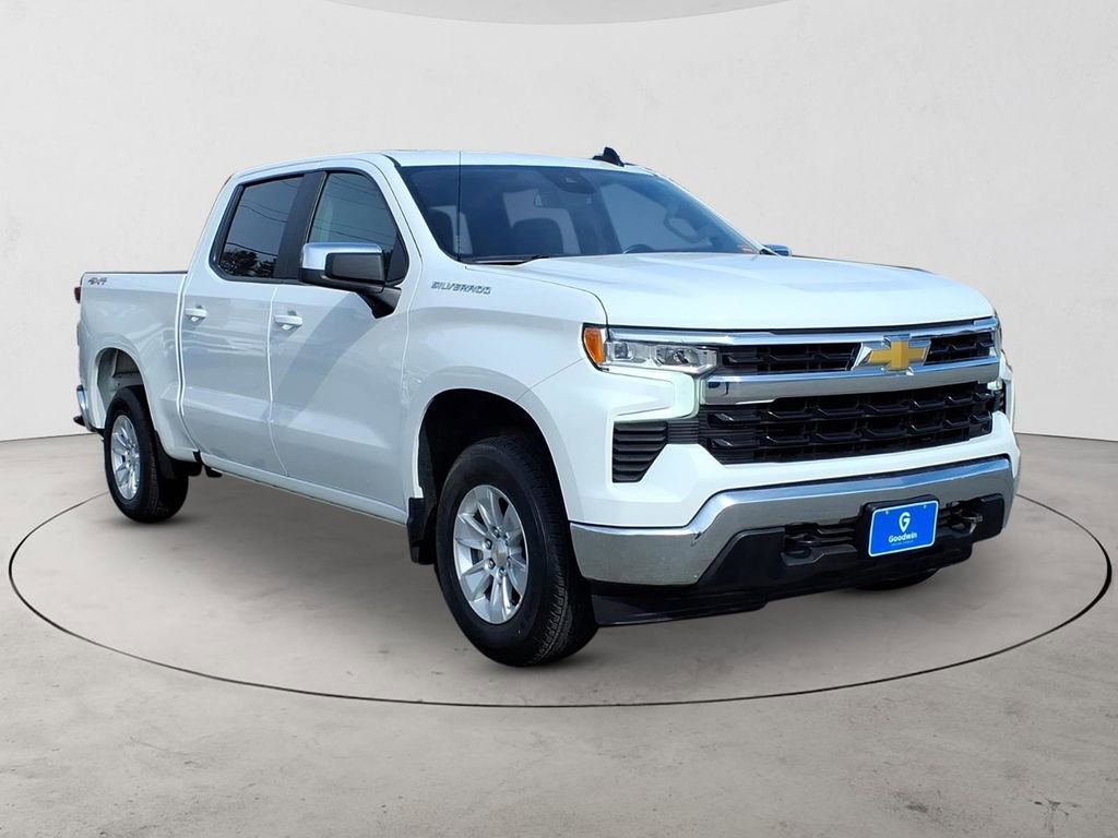Certified 2025 Chevrolet Silverado 1500 LT image 3