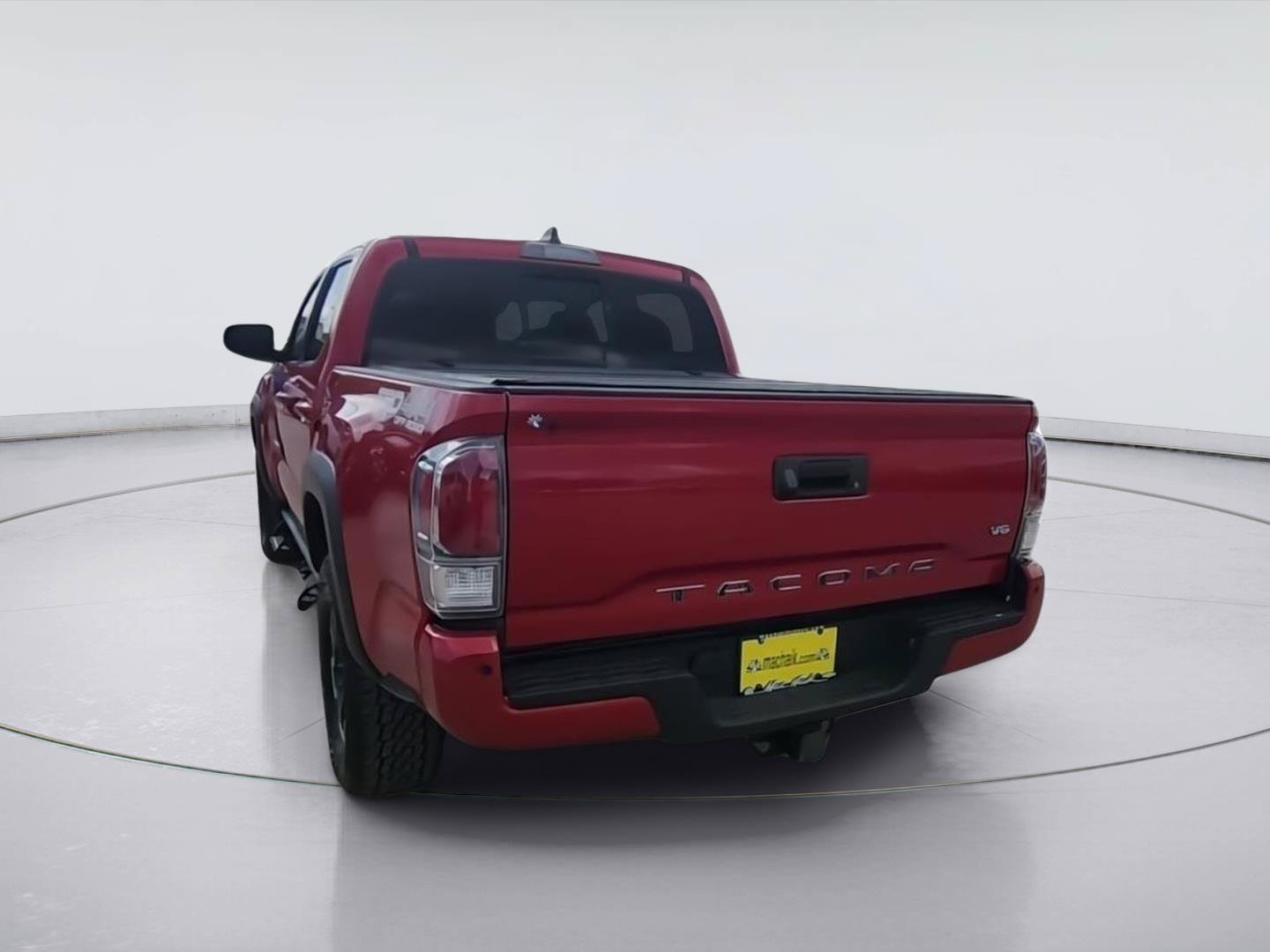 Used 2021 Toyota Tacoma TRD Off-Road w/ Technology Package AWD/4WD image 7