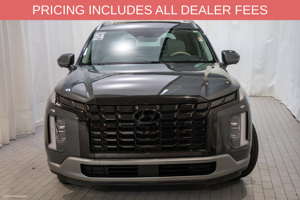 Used 2024 Hyundai Palisade Limited AWD/4WD image 2