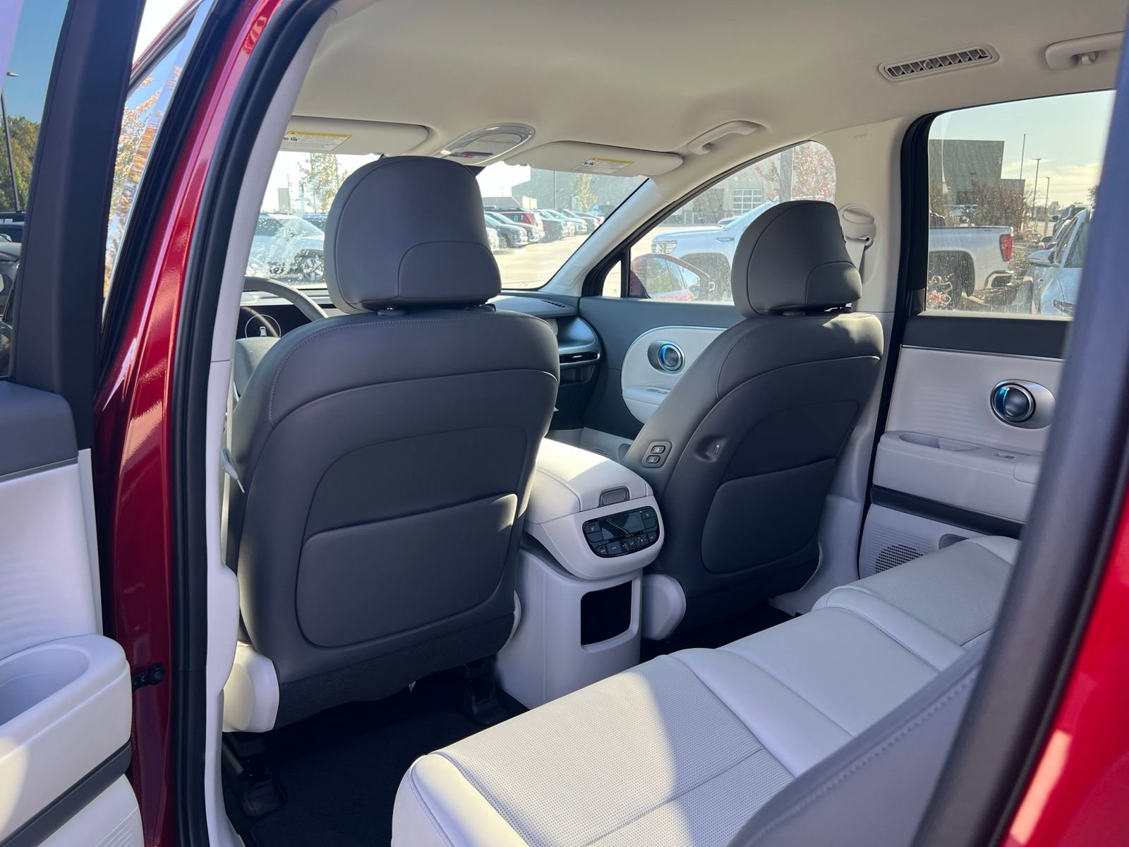 New 2026 Hyundai Ioniq 9 SEL image 19