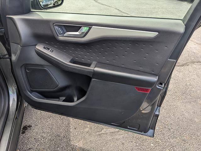 Used 2020 Ford Escape SEL FWD image 20