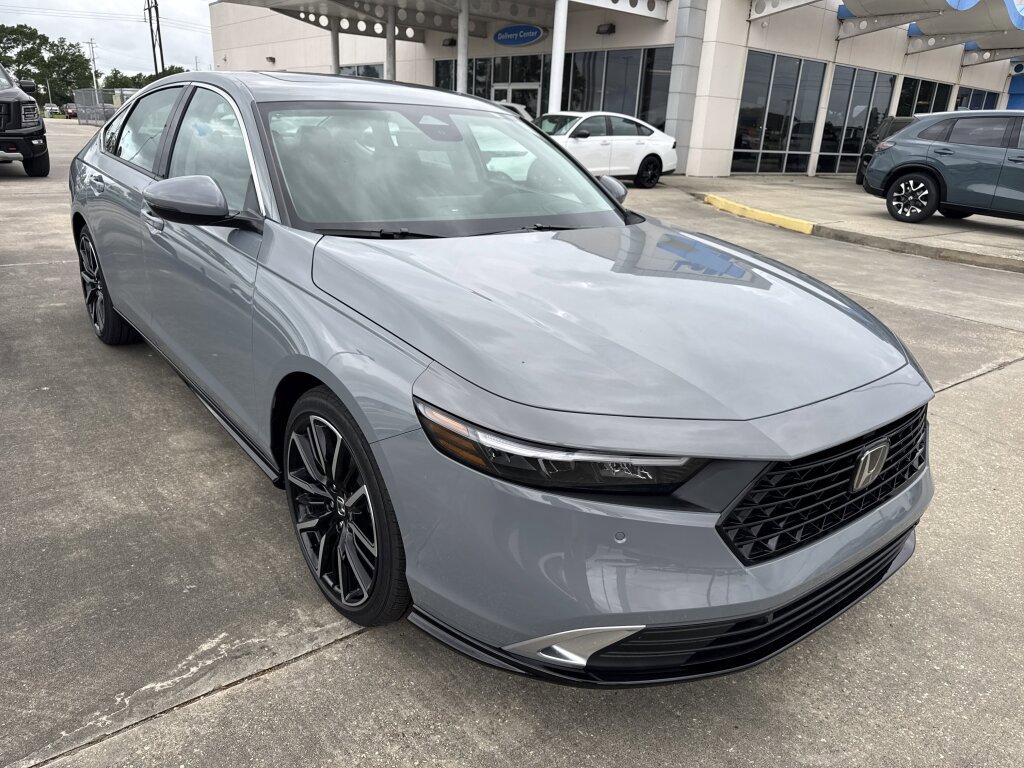 New 2026 Honda Accord Touring image 3
