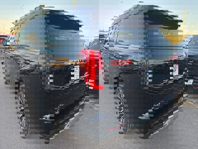 New 2025 Ford Expedition Max Platinum w/ Platinum Ultimate Package image 4