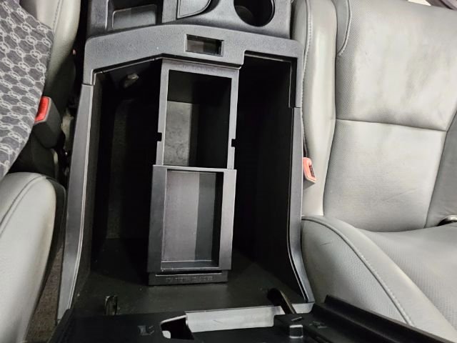 Used 2013 Toyota Sequoia Platinum image 23