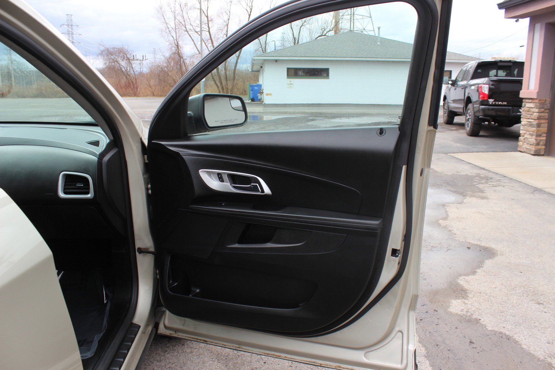 Used 2013 Chevrolet Equinox LS image 30