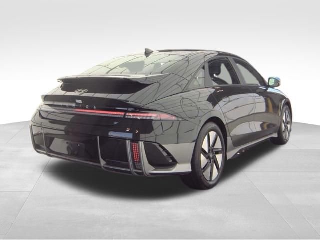 Used 2024 Hyundai Ioniq 6 SE AWD/4WD image 6