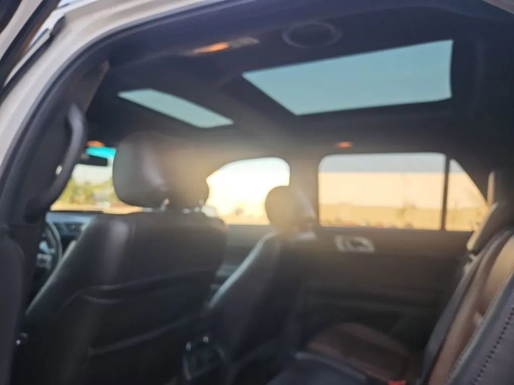 Used 2013 Ford Explorer Limited image 31
