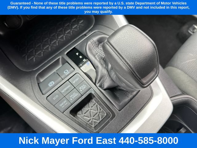 Used 2025 Toyota RAV4 XLE AWD/4WD image 36