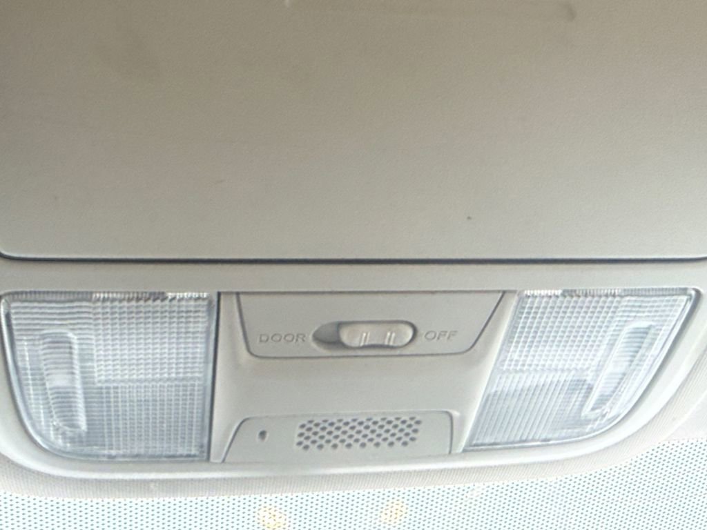 Used 2016 Honda CR-V LX image 18