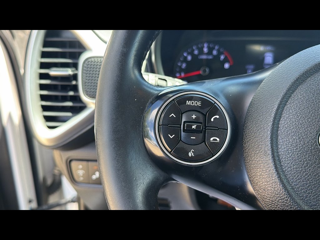 Used 2020 Kia Soul X-Line FWD image 12