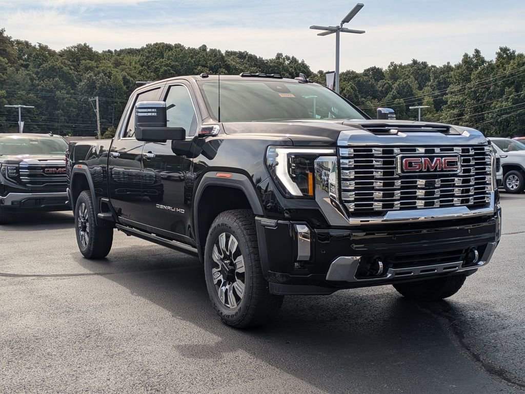New 2025 GMC Sierra 2500 Denali w/ Denali Reserve Package image 3