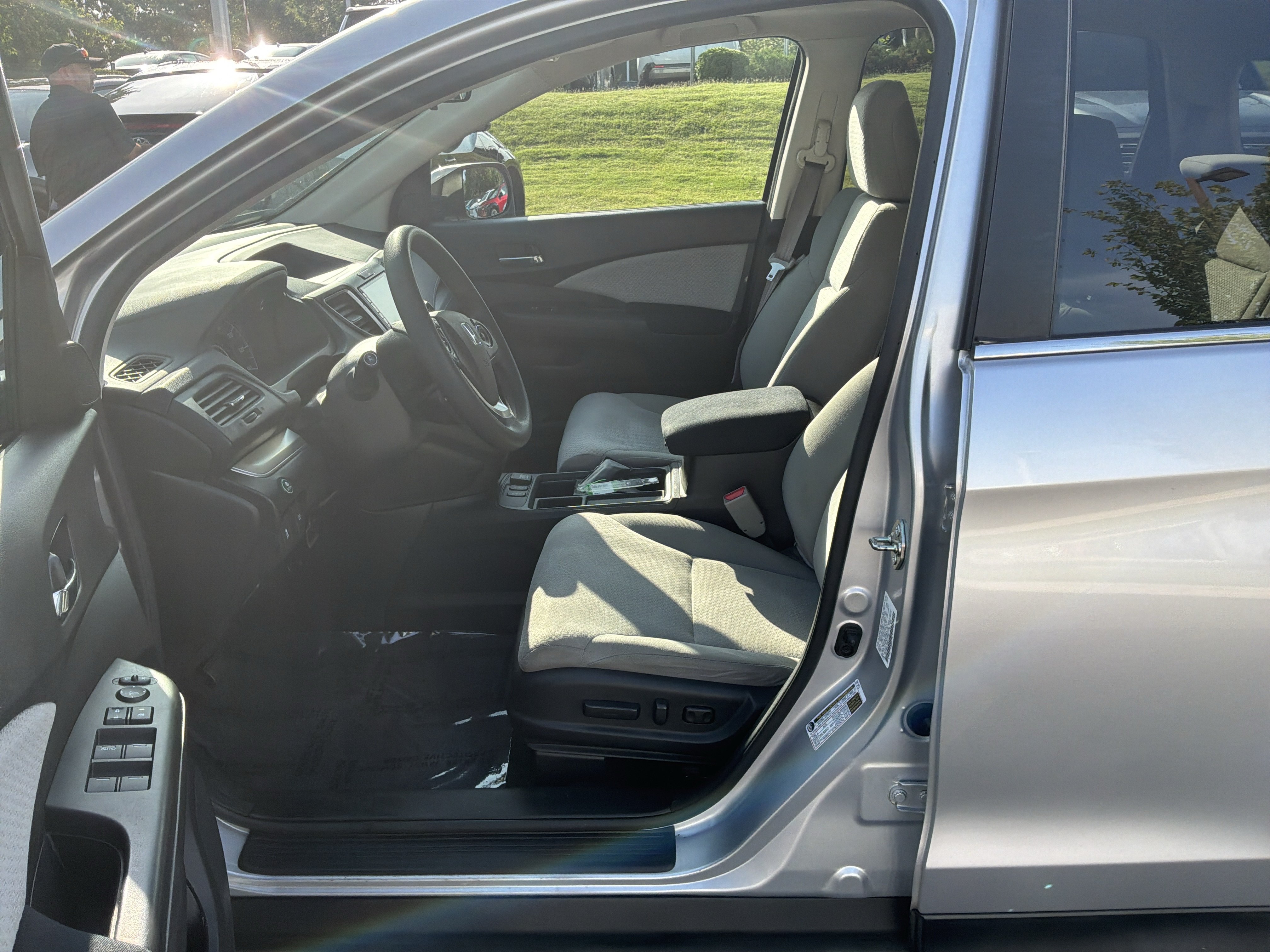 Used 2016 Honda CR-V EX image 16