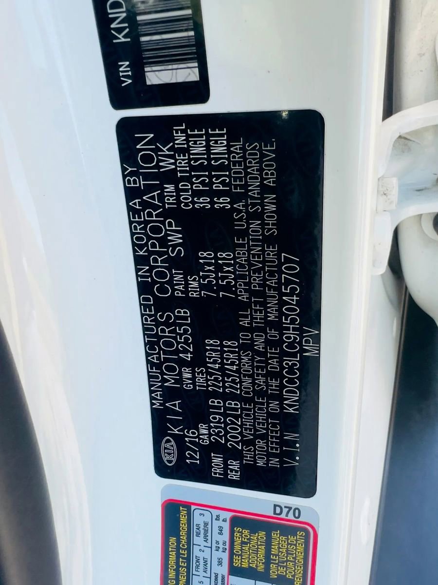 Used 2017 Kia Niro FWD image 22