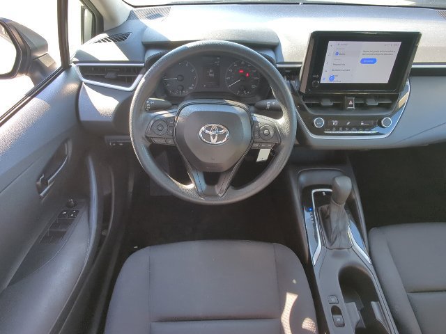 Used 2025 Toyota Corolla LE FWD image 7