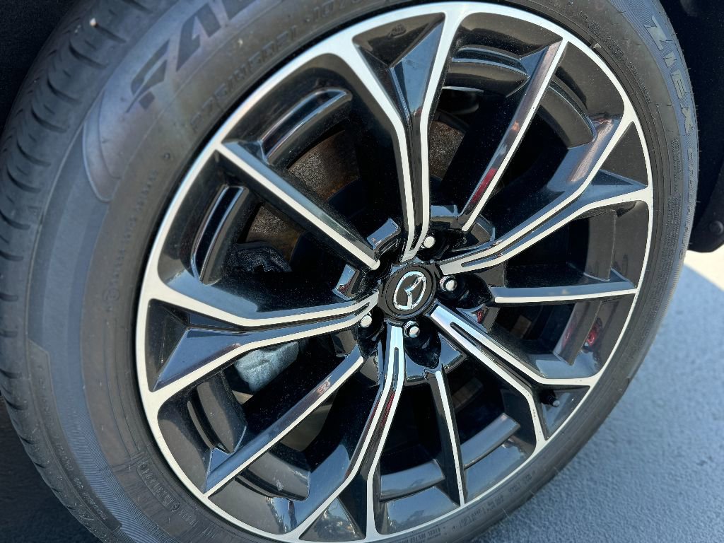 Used 2025 MAZDA CX-70 Plug-In Hybrid w/ Premium Plus image 26