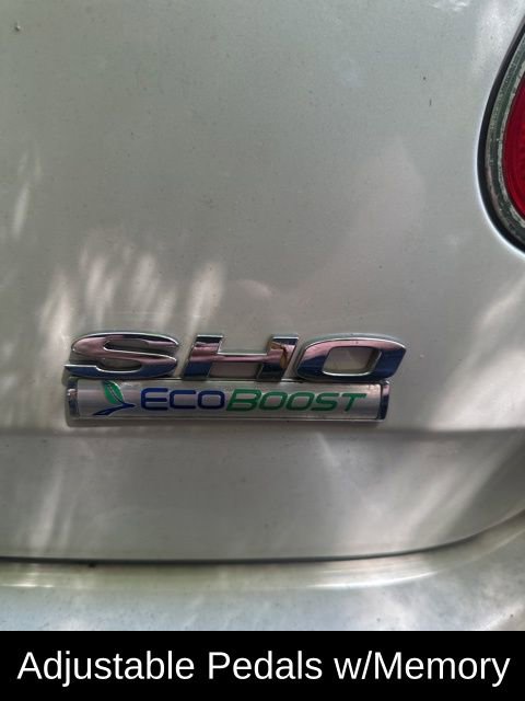 Used 2010 Ford Taurus SHO image 16