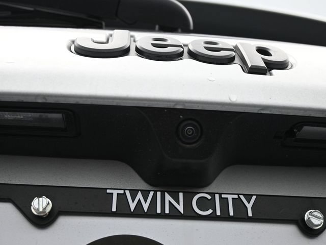 New 2025 Jeep Compass Latitude w/ Convenience Group AWD/4WD image 38