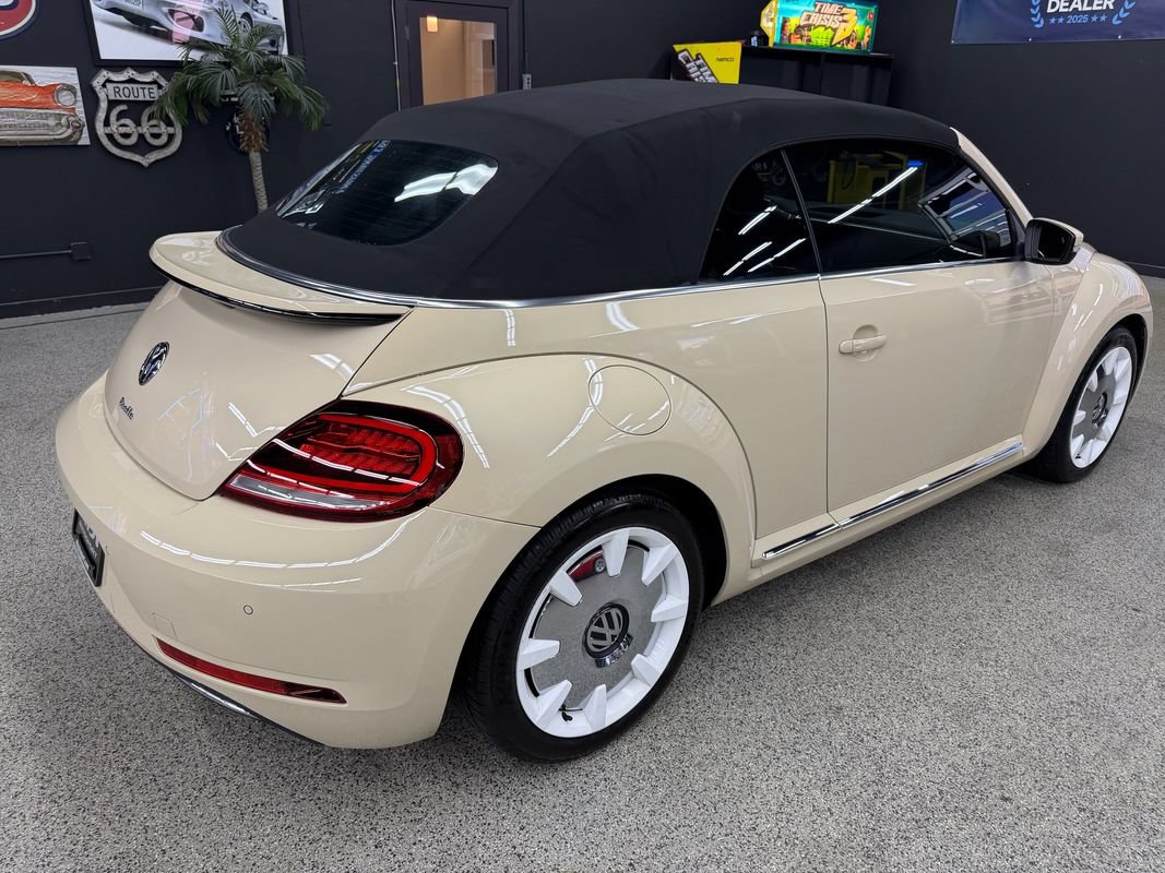 Used 2019 Volkswagen Beetle 2.0T Final Edition SEL FWD image 5