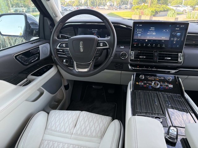 Certified 2024 Lincoln Navigator Black Label AWD/4WD image 26
