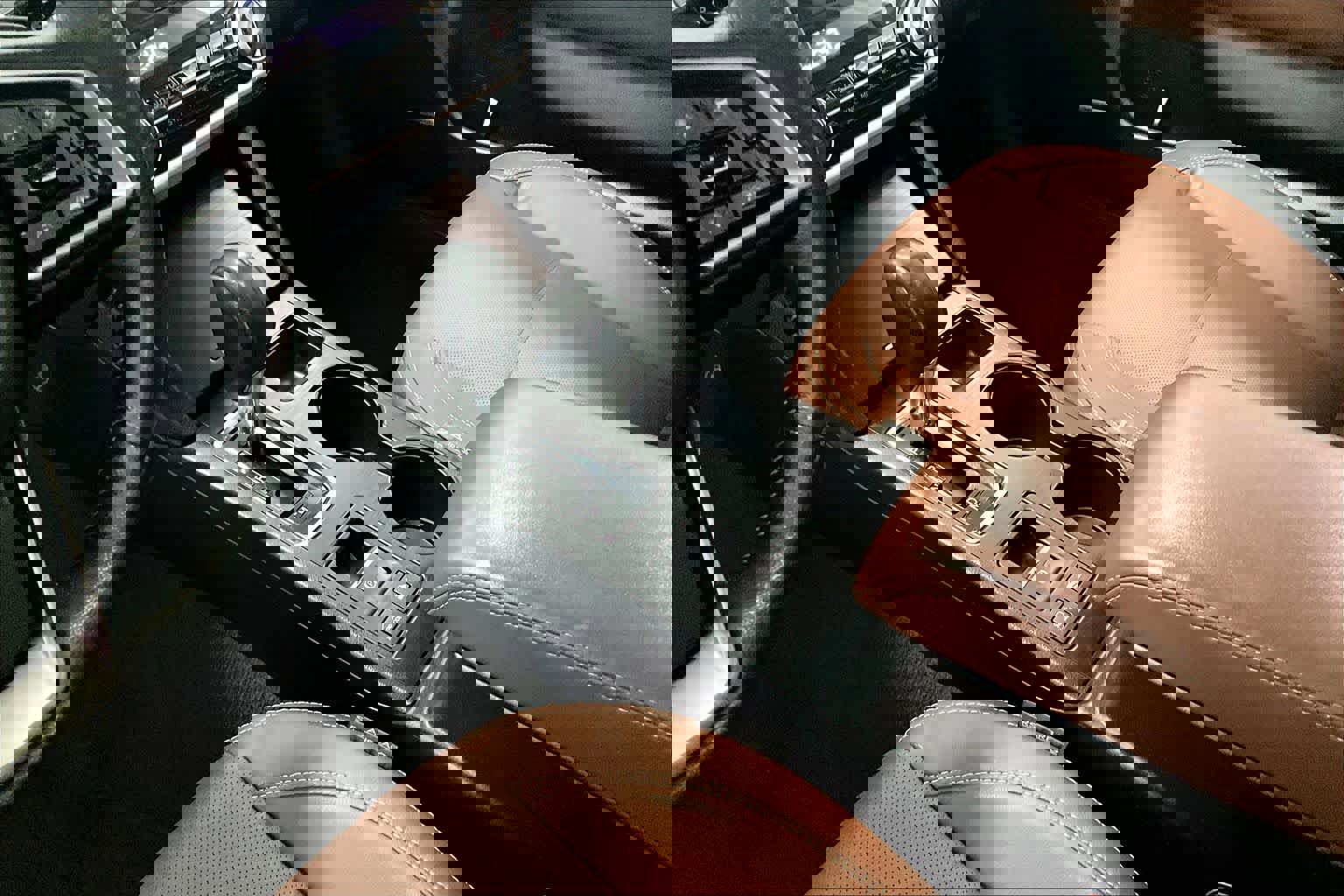 Used 2018 Subaru Outback 3.6R Touring image 14