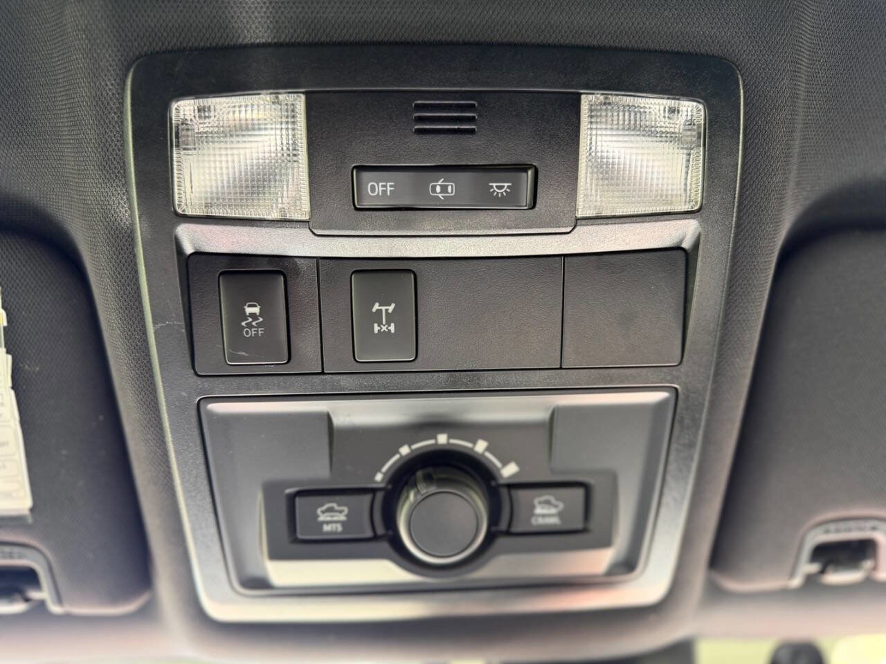 Used 2018 Toyota Tacoma TRD Off-Road image 14