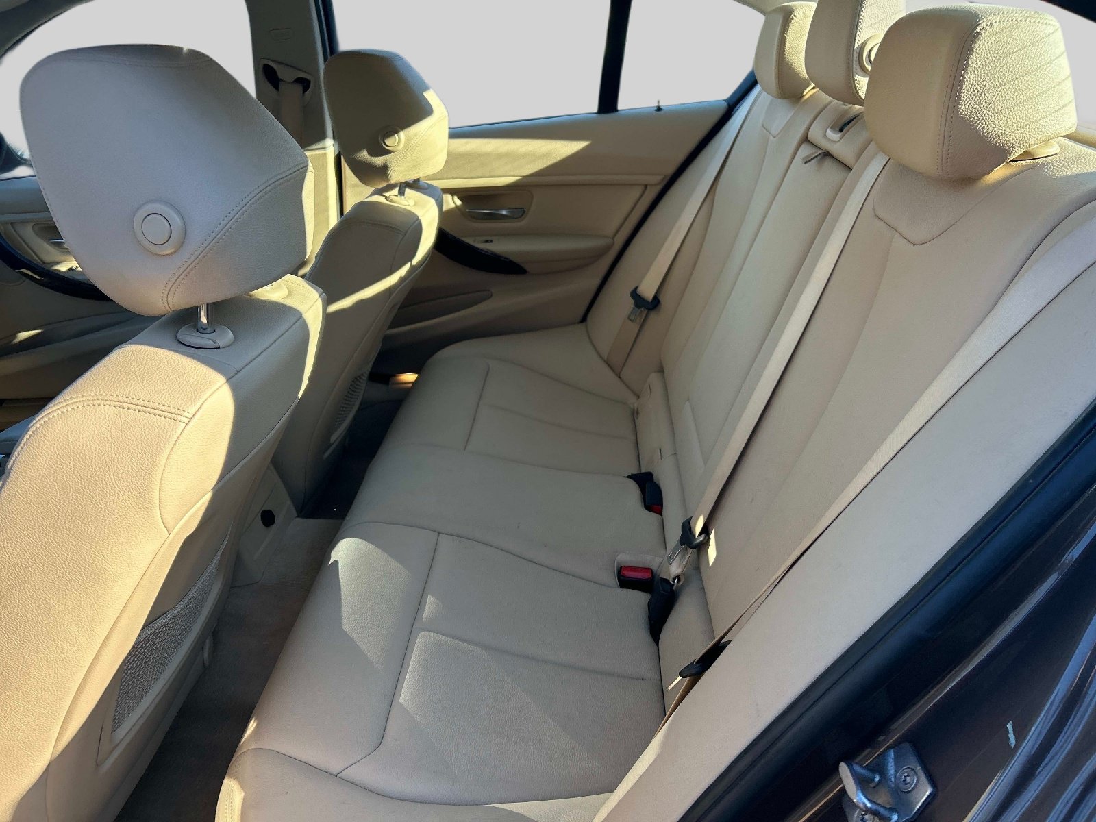 Used 2015 BMW 328i Sedan RWD image 10