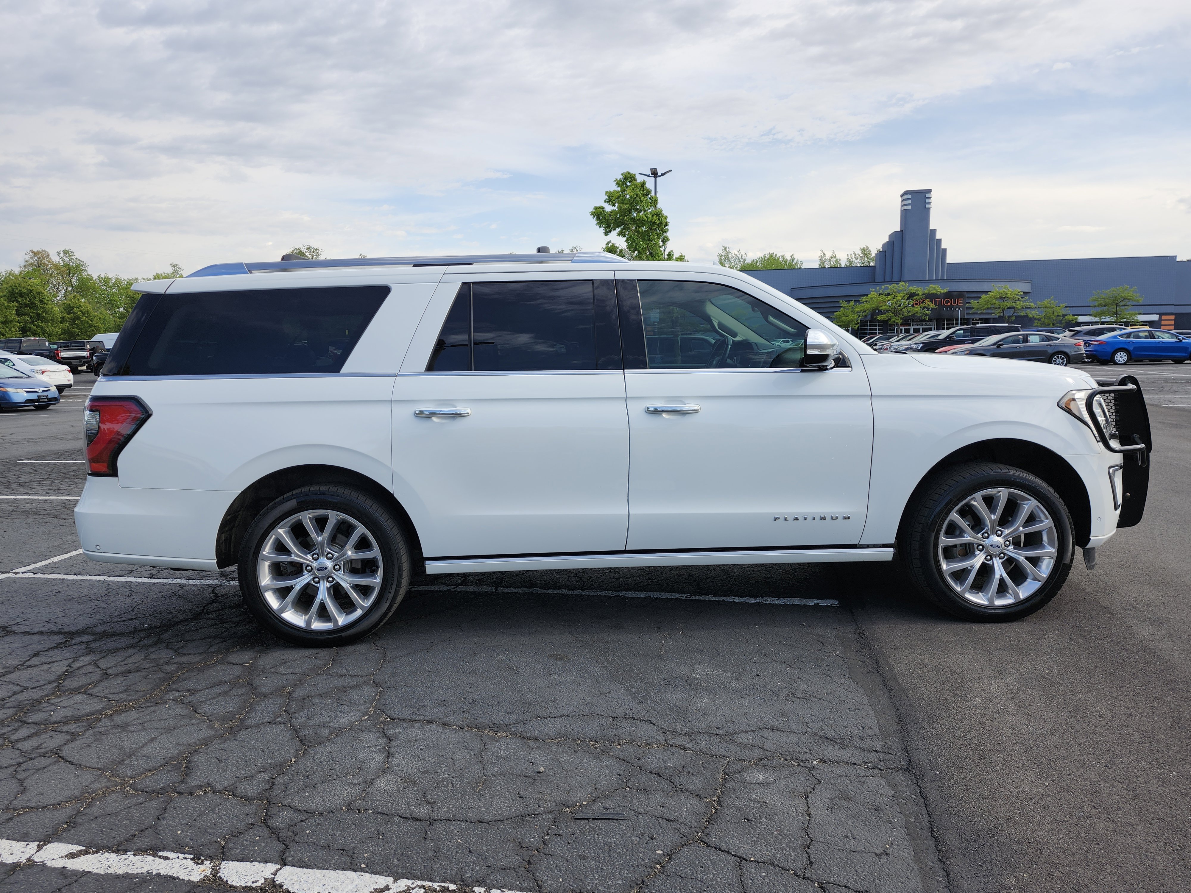 Used 2020 Ford Expedition Max Platinum AWD/4WD image 22