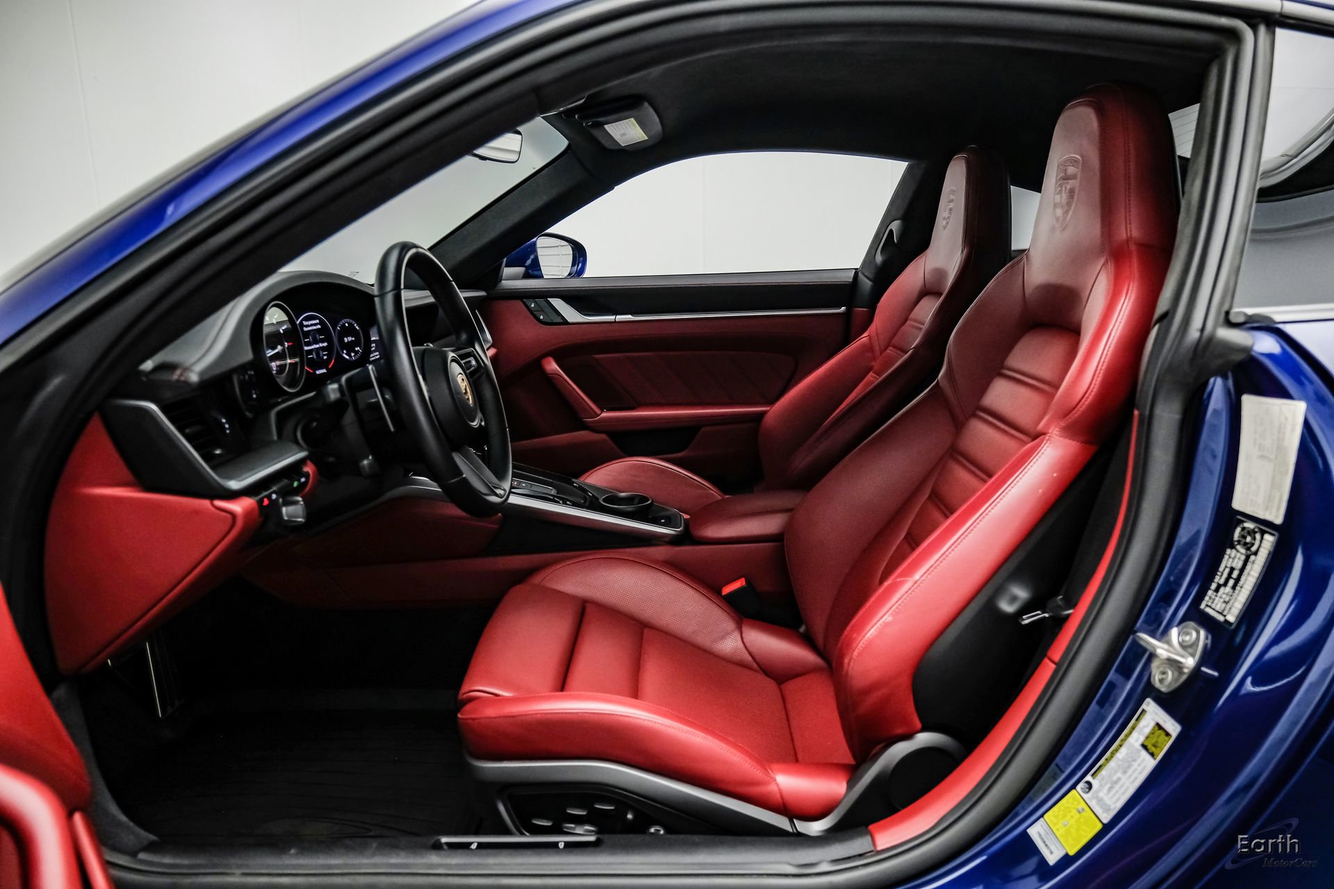 Used 2021 Porsche 911 Turbo image 38
