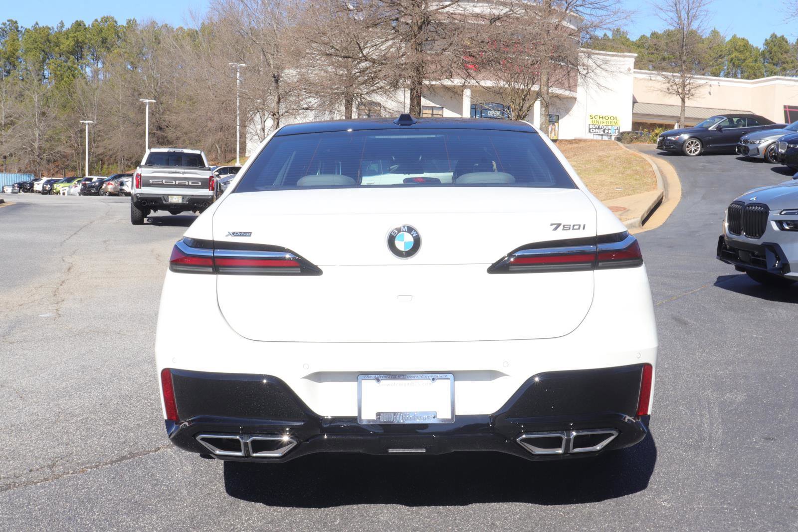 New 2026 BMW 760i xDrive w/ Executive Package image 6