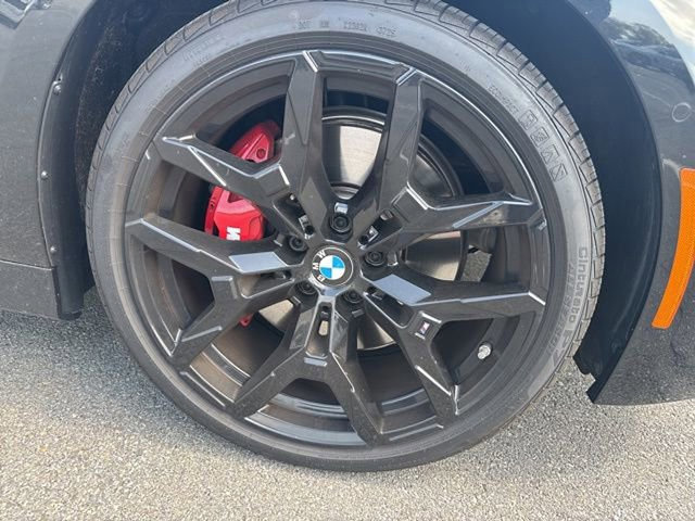 Certified 2026 BMW 330i xDrive Sedan w/ M Sport Package AWD/4WD image 7