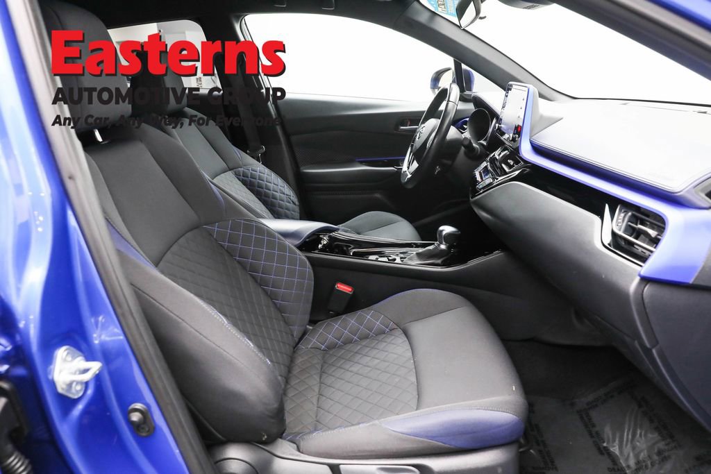 Used 2021 Toyota C-HR XLE image 24