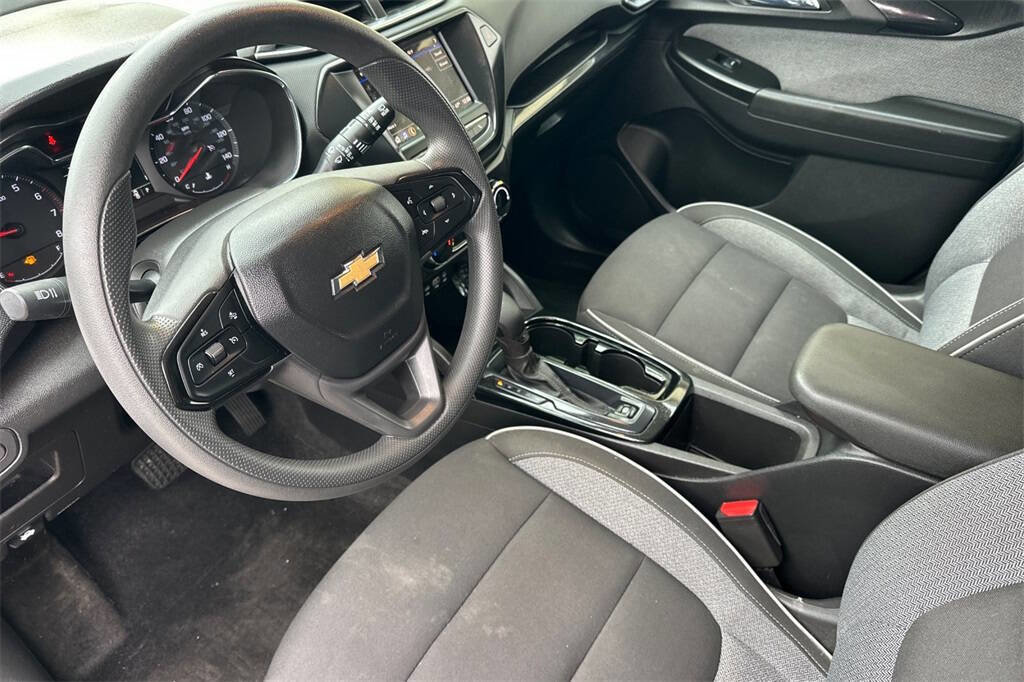 Used 2023 Chevrolet TrailBlazer LT image 11