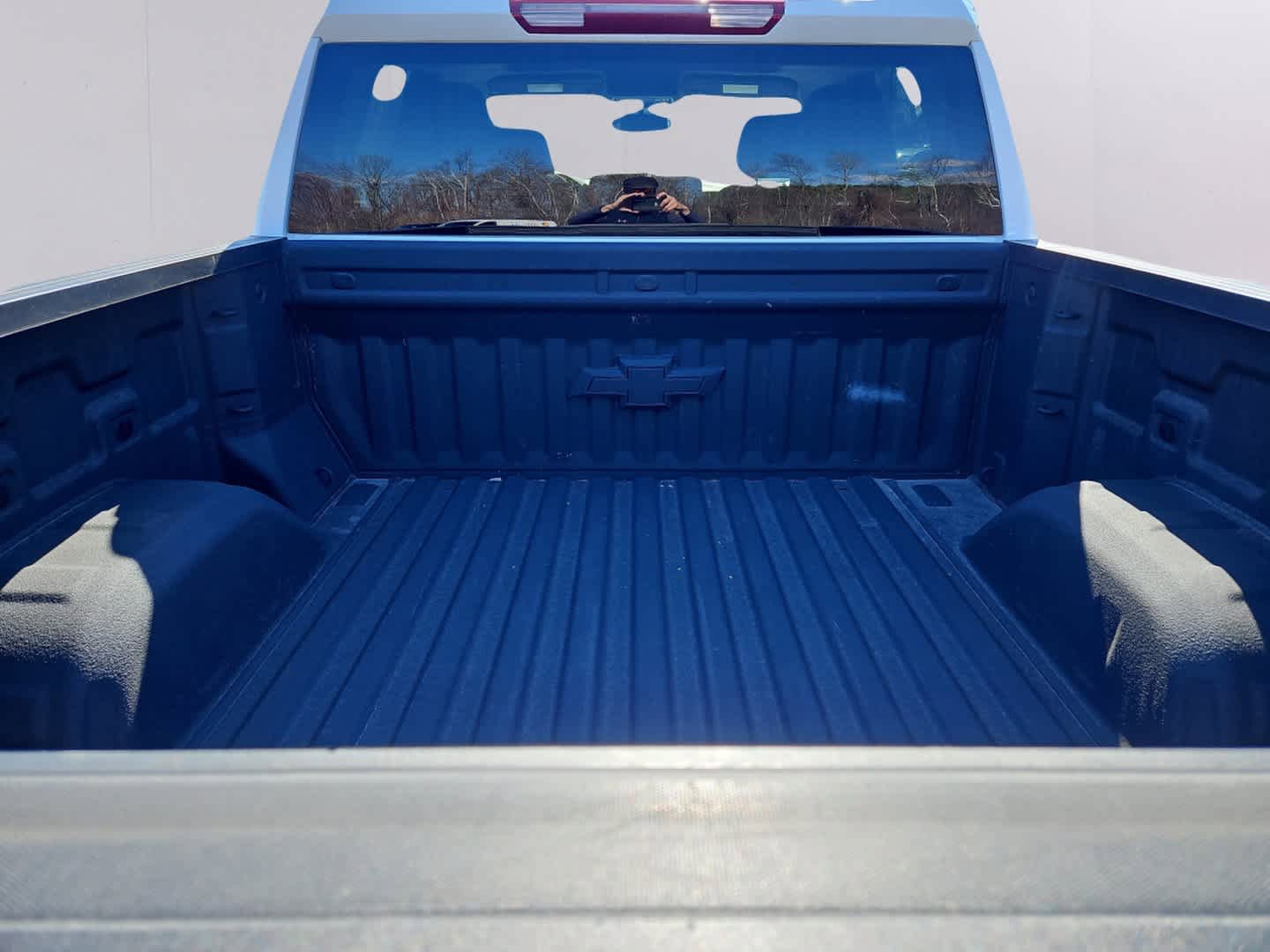 Used 2022 Chevrolet Silverado 1500 LT AWD/4WD image 34