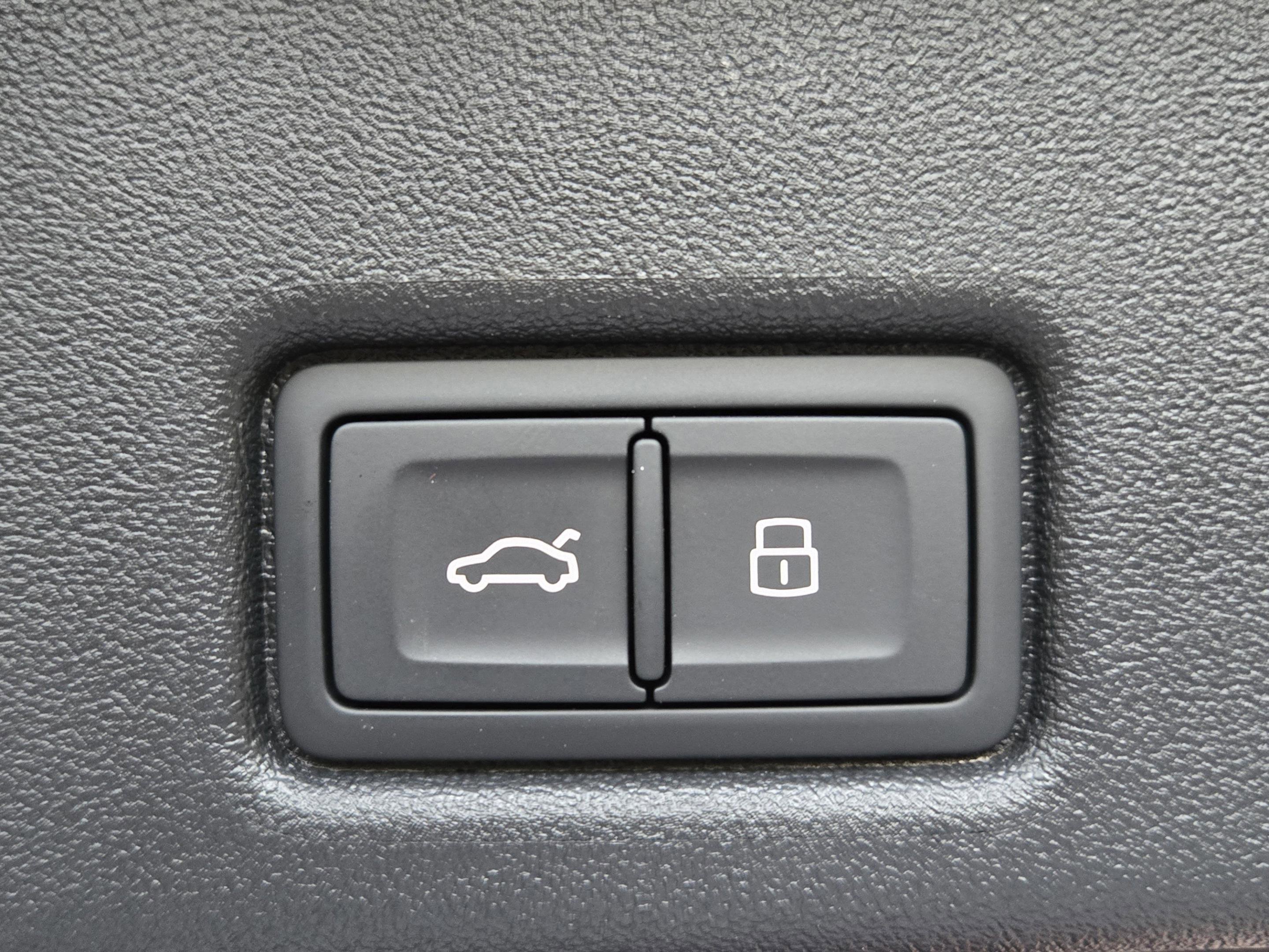 New 2026 Audi SQ5 Premium Plus AWD/4WD image 14