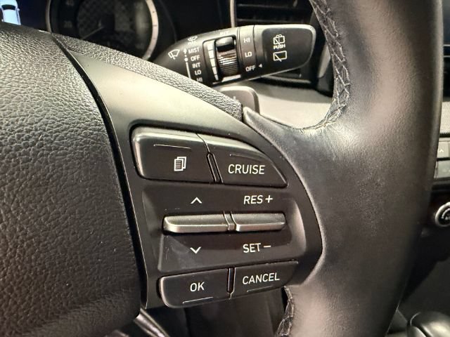 Used 2019 Hyundai Veloster 2.0 Premium FWD image 37