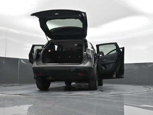 Used 2025 Nissan Kicks SR FWD image 57